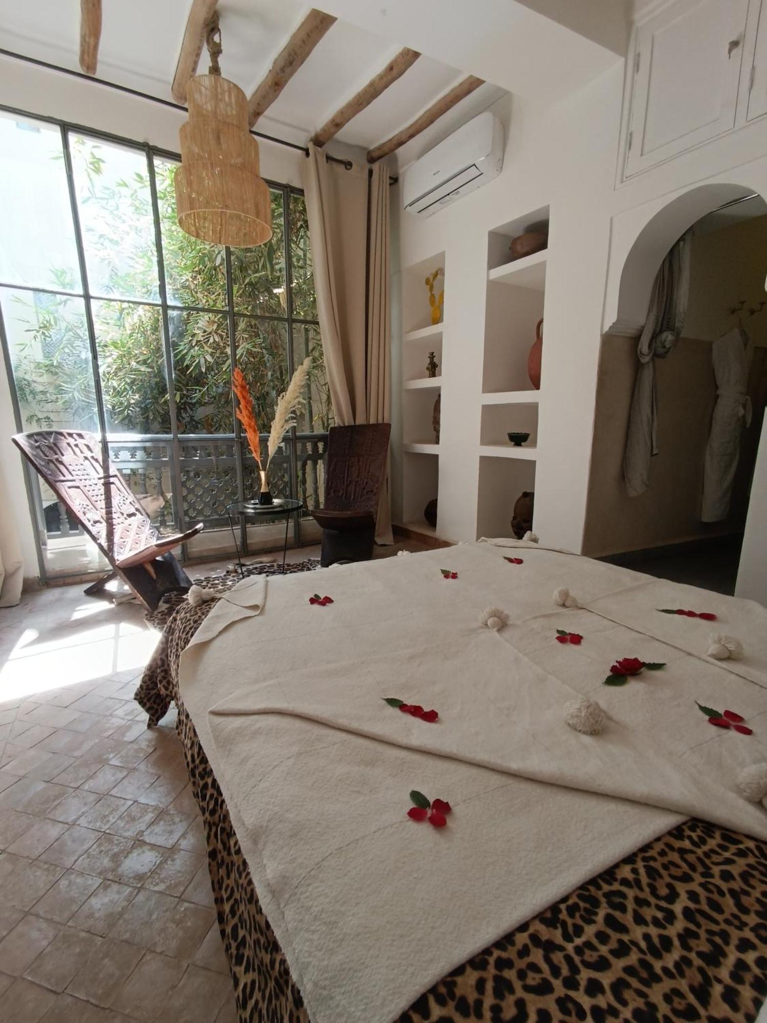 103Riad Pool Rooftop & Hammam Marrákes Szoba fotó